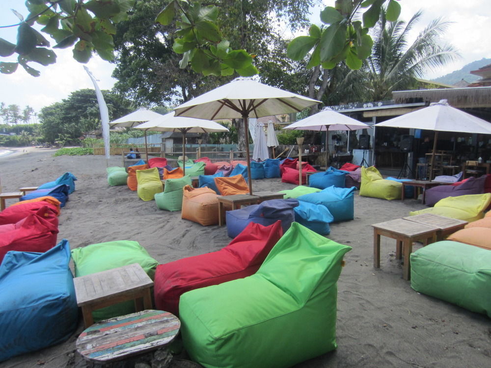 Transit Inn Senggigi Mangsit Екстериор снимка